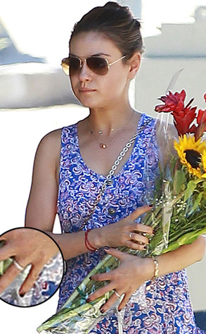 Mila Kunis, Ring Mila Kunis, Ring
